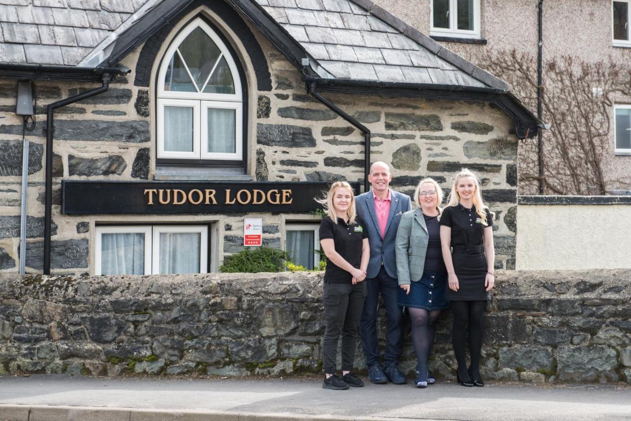 Tudor Lodge Porthmadog Bagian luar foto